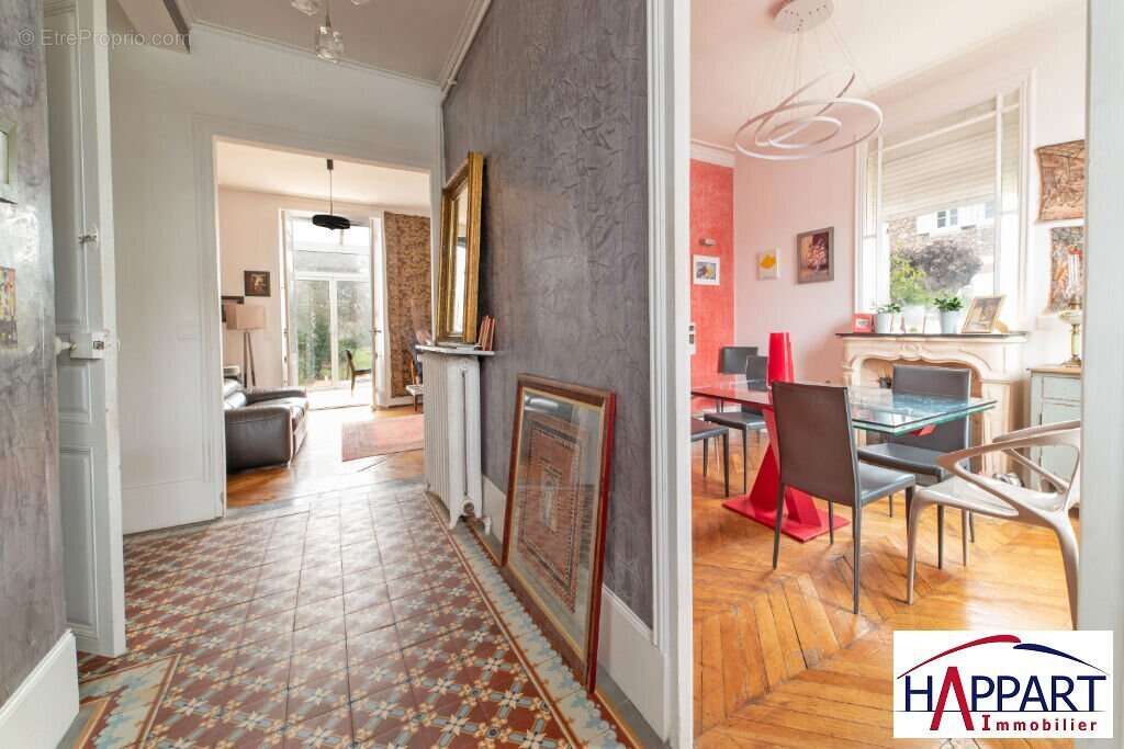 48667017d.jpg - Maison à MELUN