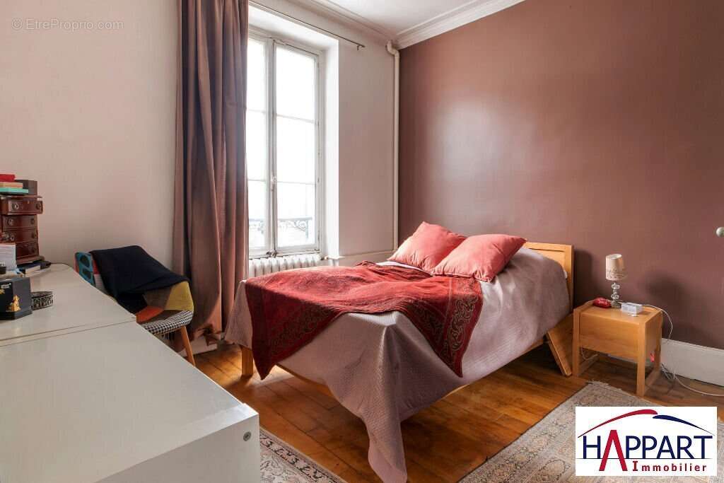 48667017f.jpg - Maison à MELUN