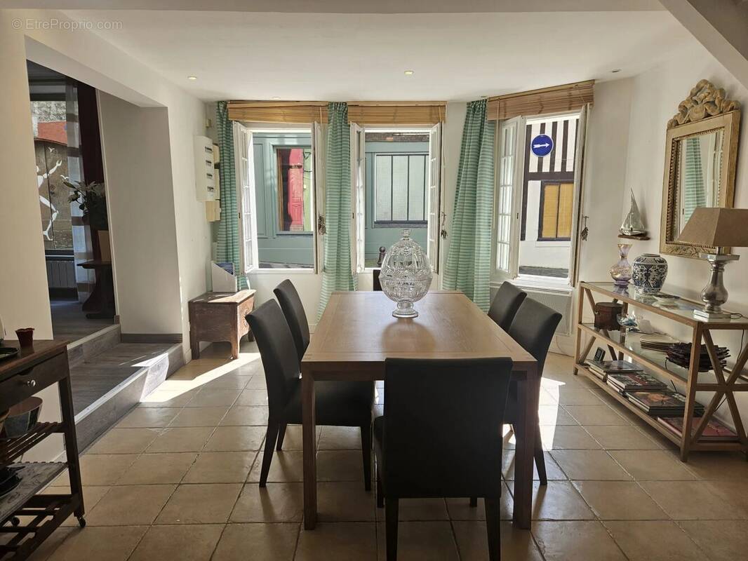 Appartement à VILLERVILLE