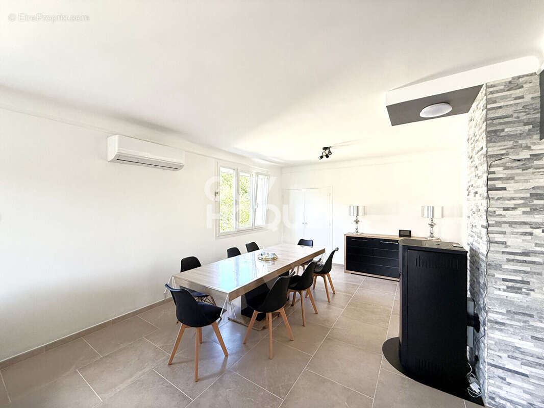 Maison à SAINT-DOULCHARD