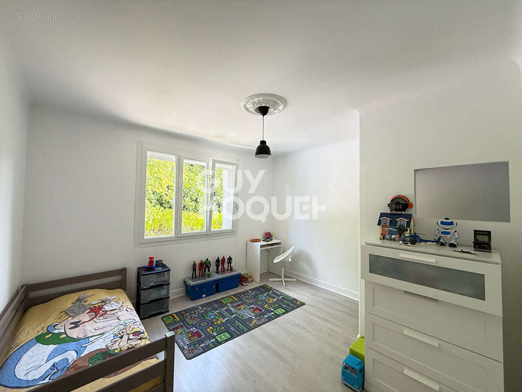 Maison à SAINT-DOULCHARD