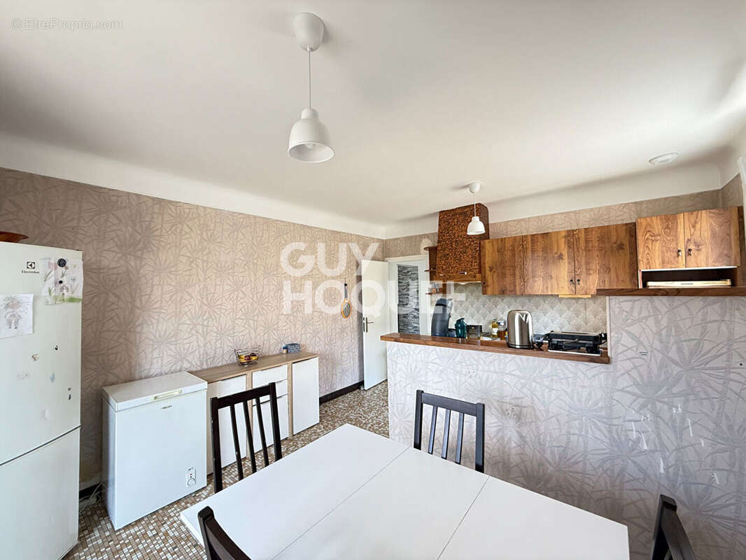 Maison à SAINT-DOULCHARD