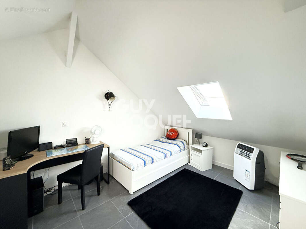 Maison à SAINT-DOULCHARD