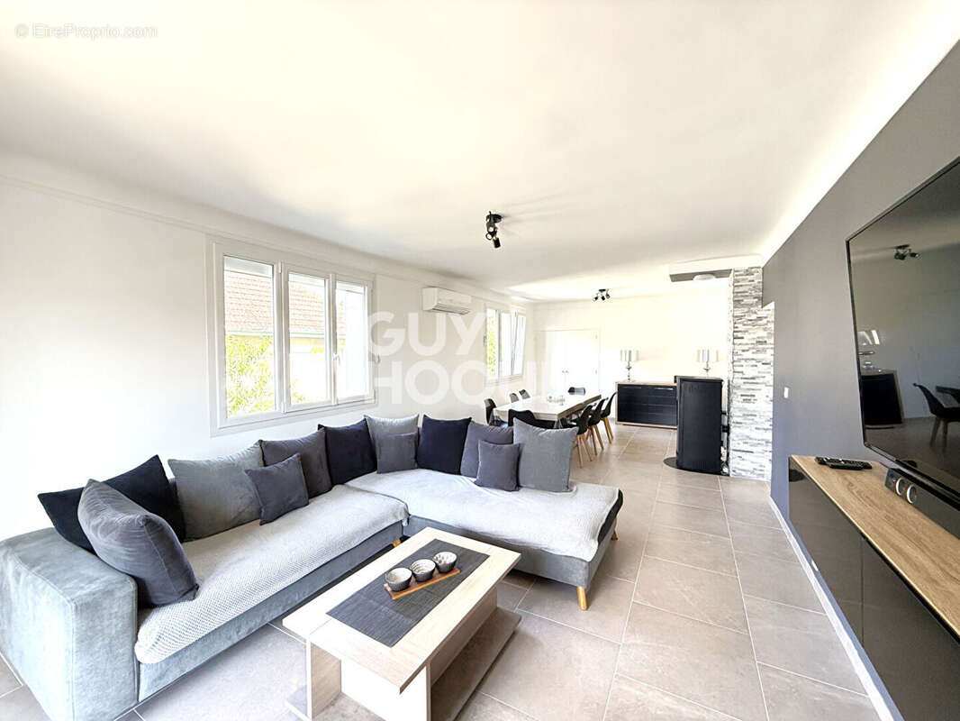 Maison à SAINT-DOULCHARD