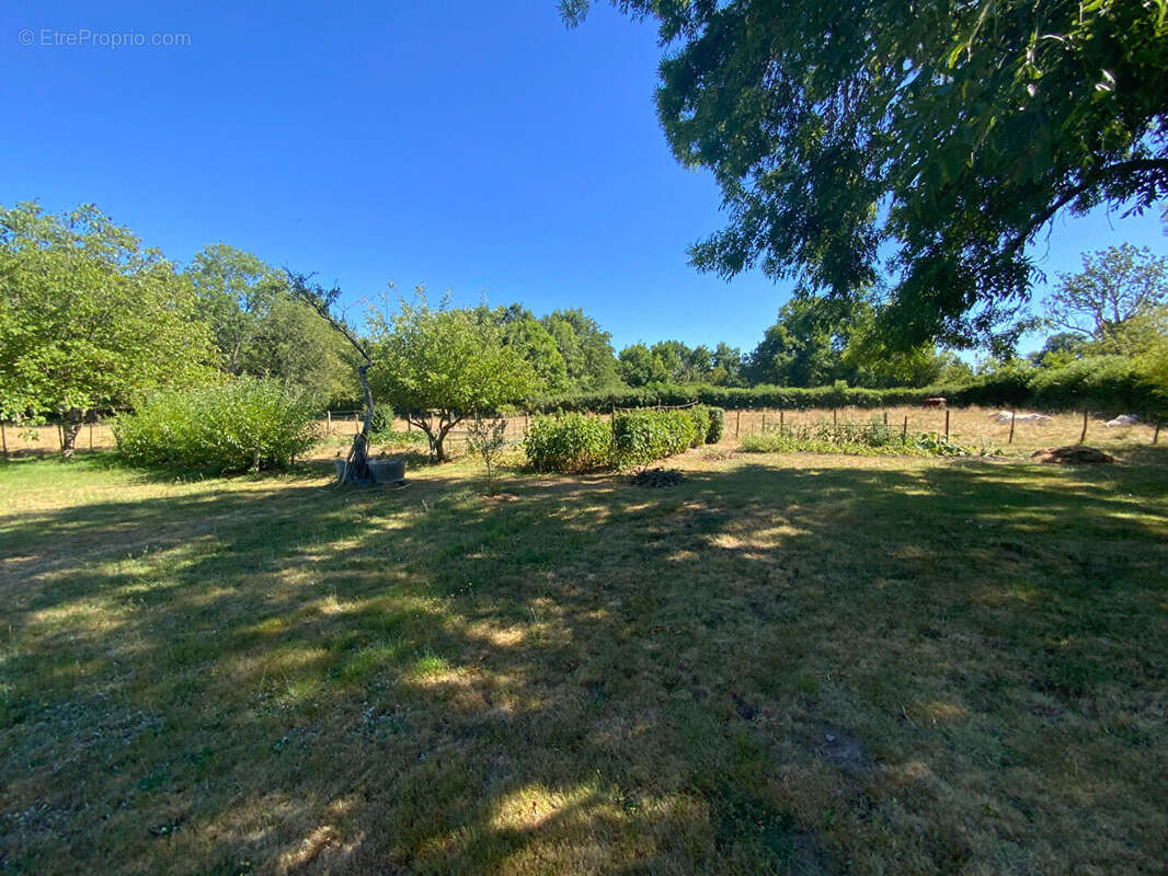 Maison à SAINT-EMILAND