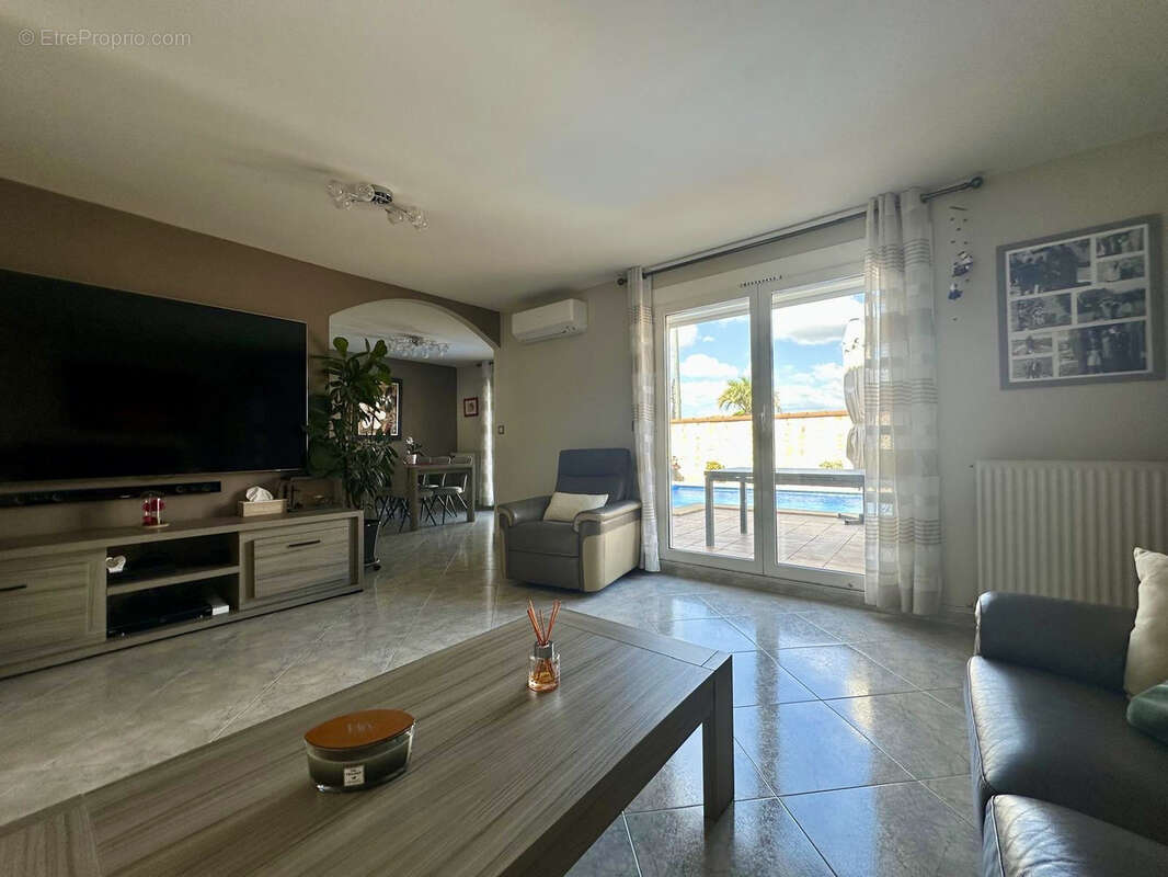 Maison à CANET-EN-ROUSSILLON