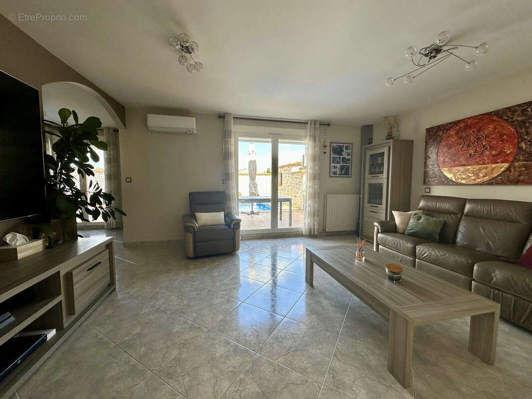 Maison à CANET-EN-ROUSSILLON