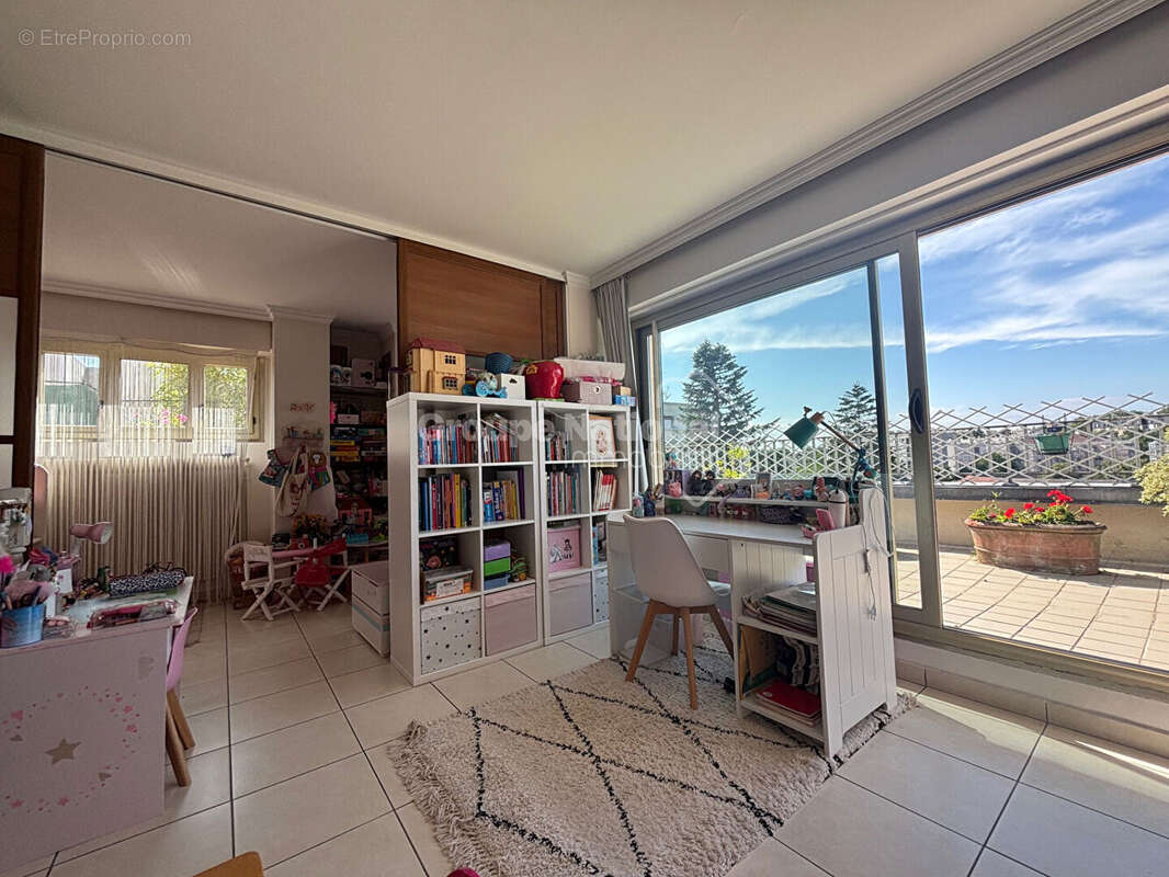 Appartement à VERSAILLES