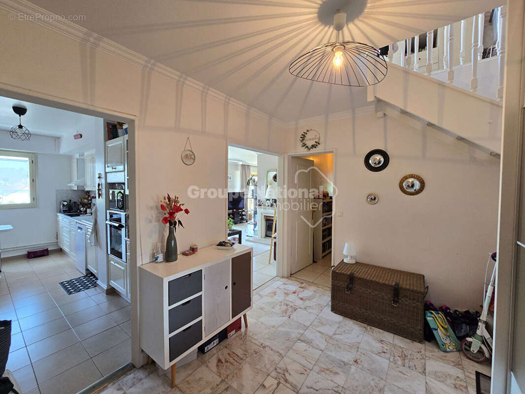 Appartement à VERSAILLES