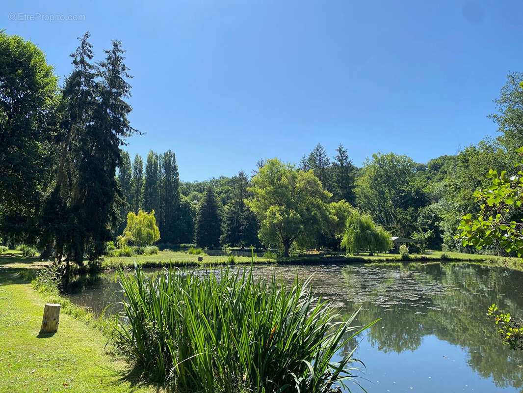 Maison à SAINT-LUBIN-DES-JONCHERETS