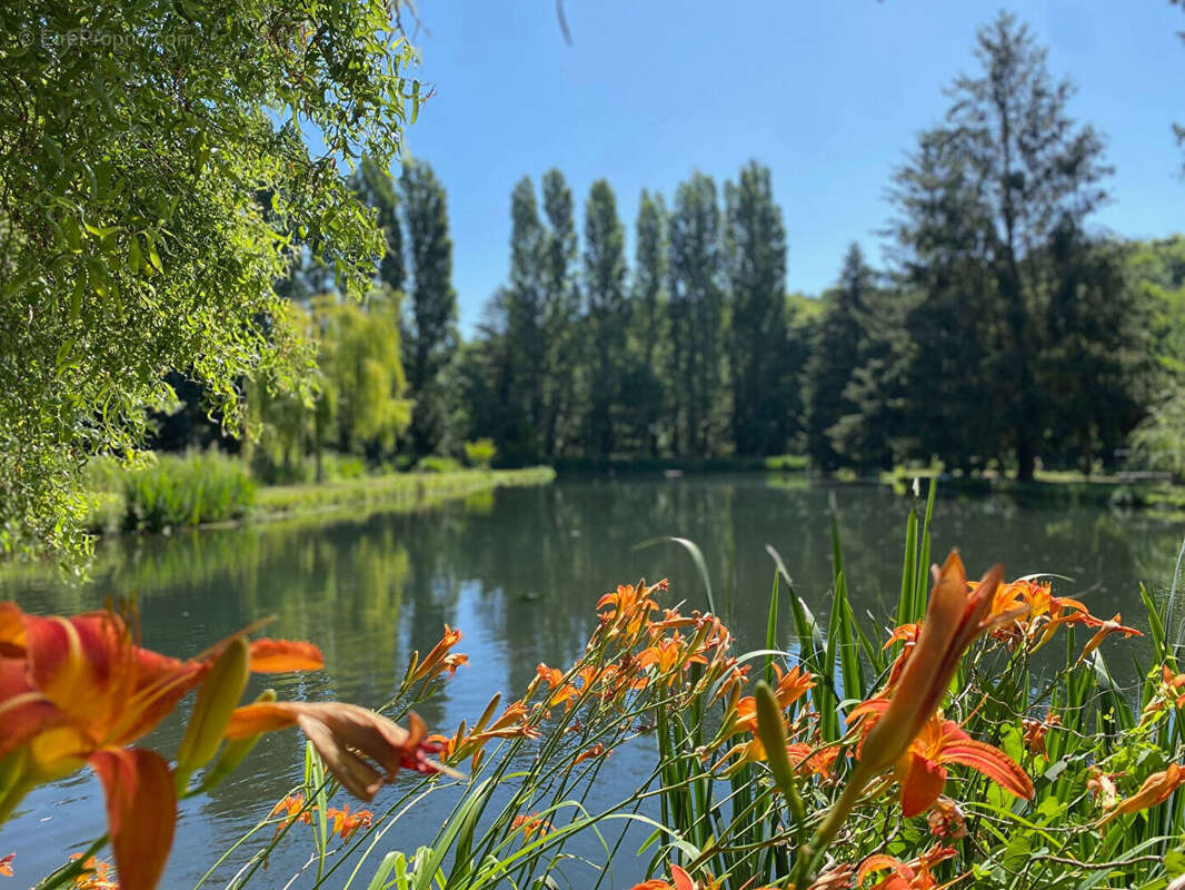 Maison à SAINT-LUBIN-DES-JONCHERETS