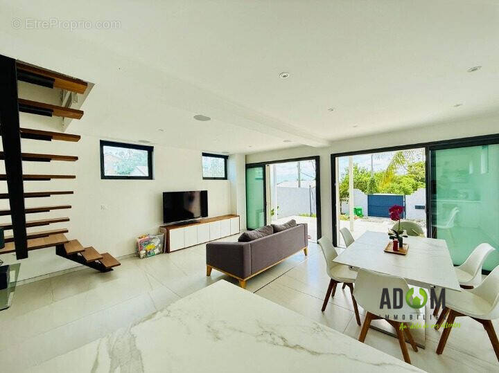 Maison à SAINT-PIERRE