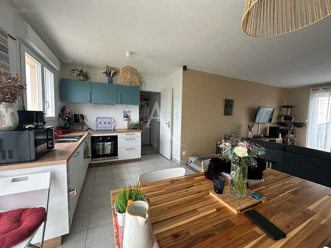 Maison à MAZIERES-DE-TOURAINE