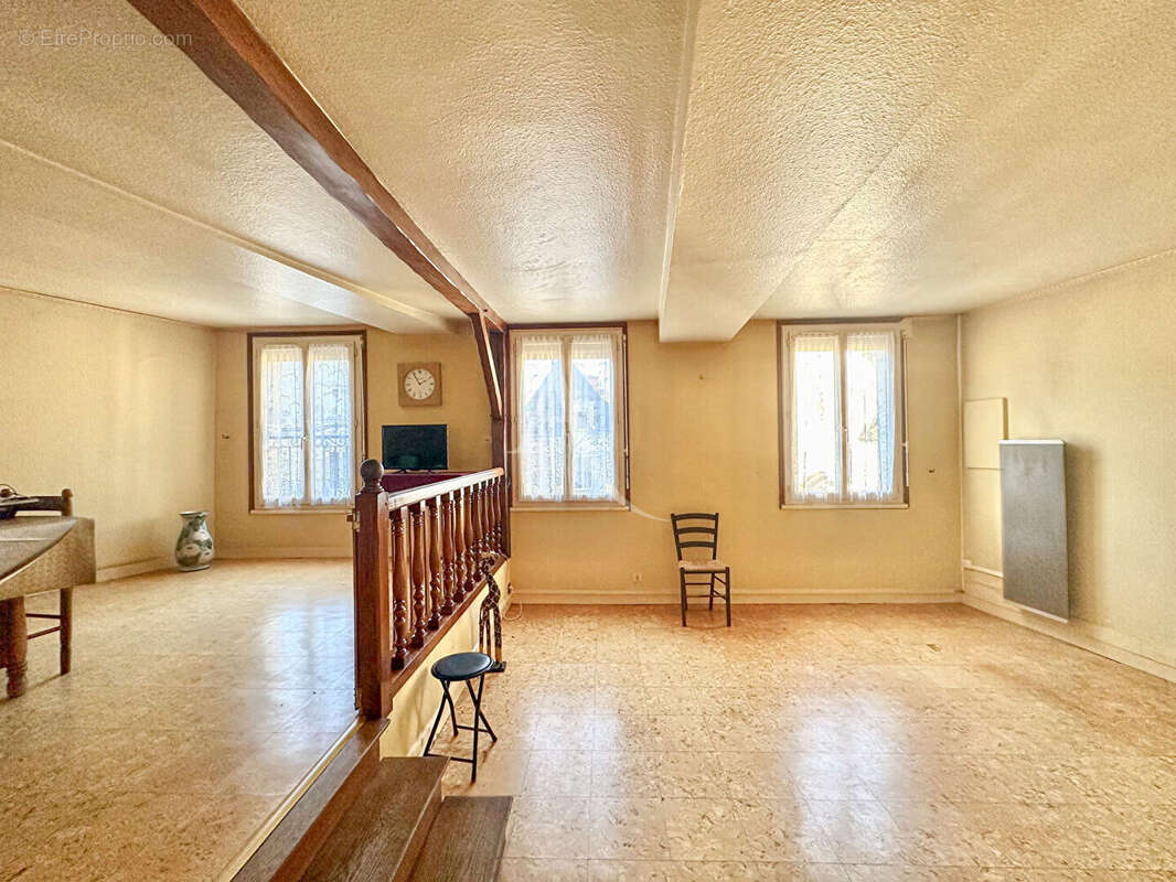 Appartement à DOUE-LA-FONTAINE