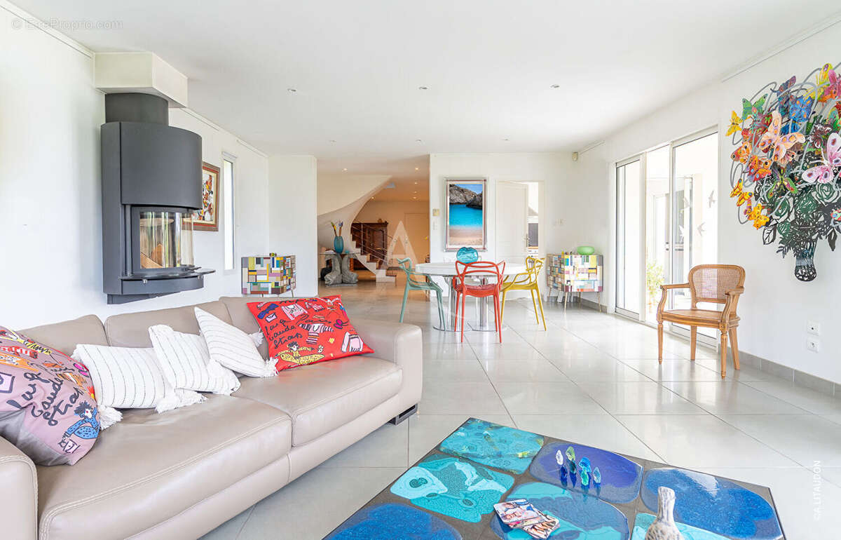 Maison à SAINT-MARTIN-BELLE-ROCHE