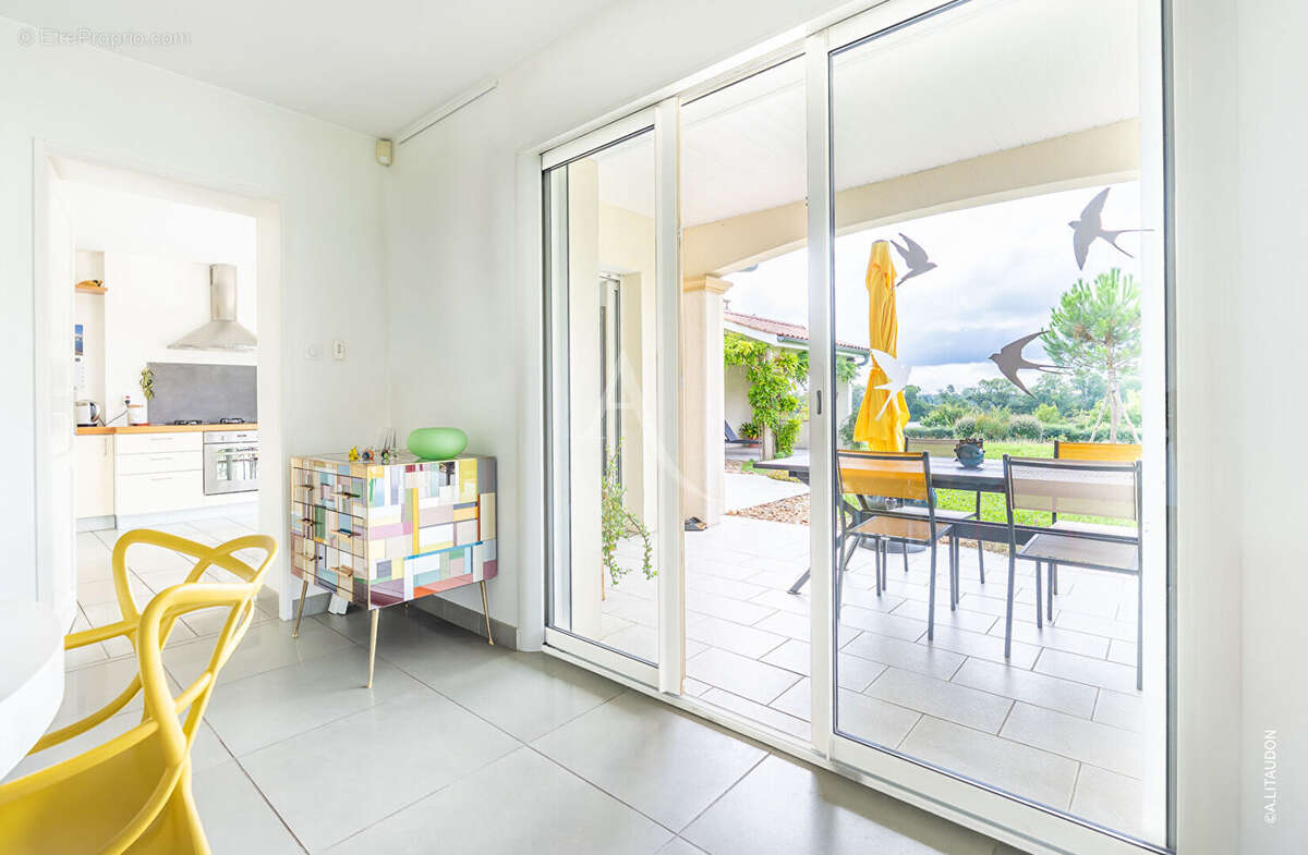 Maison à SAINT-MARTIN-BELLE-ROCHE