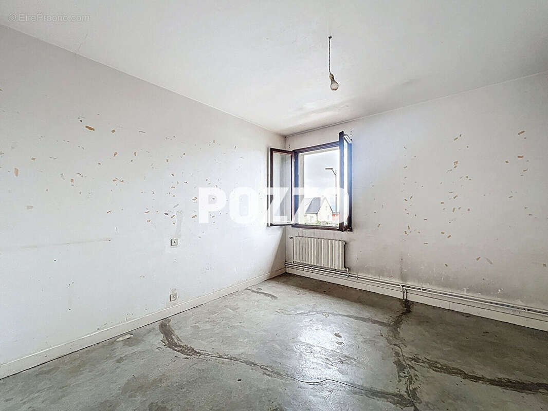 Maison à JUVIGNY-LE-TERTRE