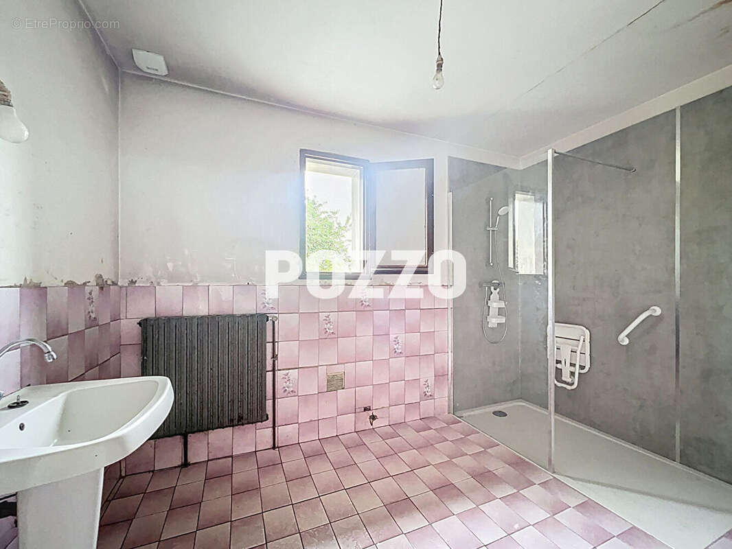 Maison à JUVIGNY-LE-TERTRE