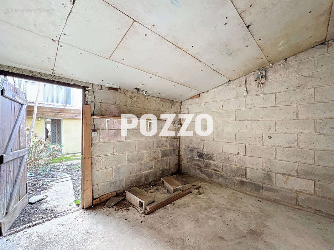 Maison à SAINT-HILAIRE-DU-HARCOUET