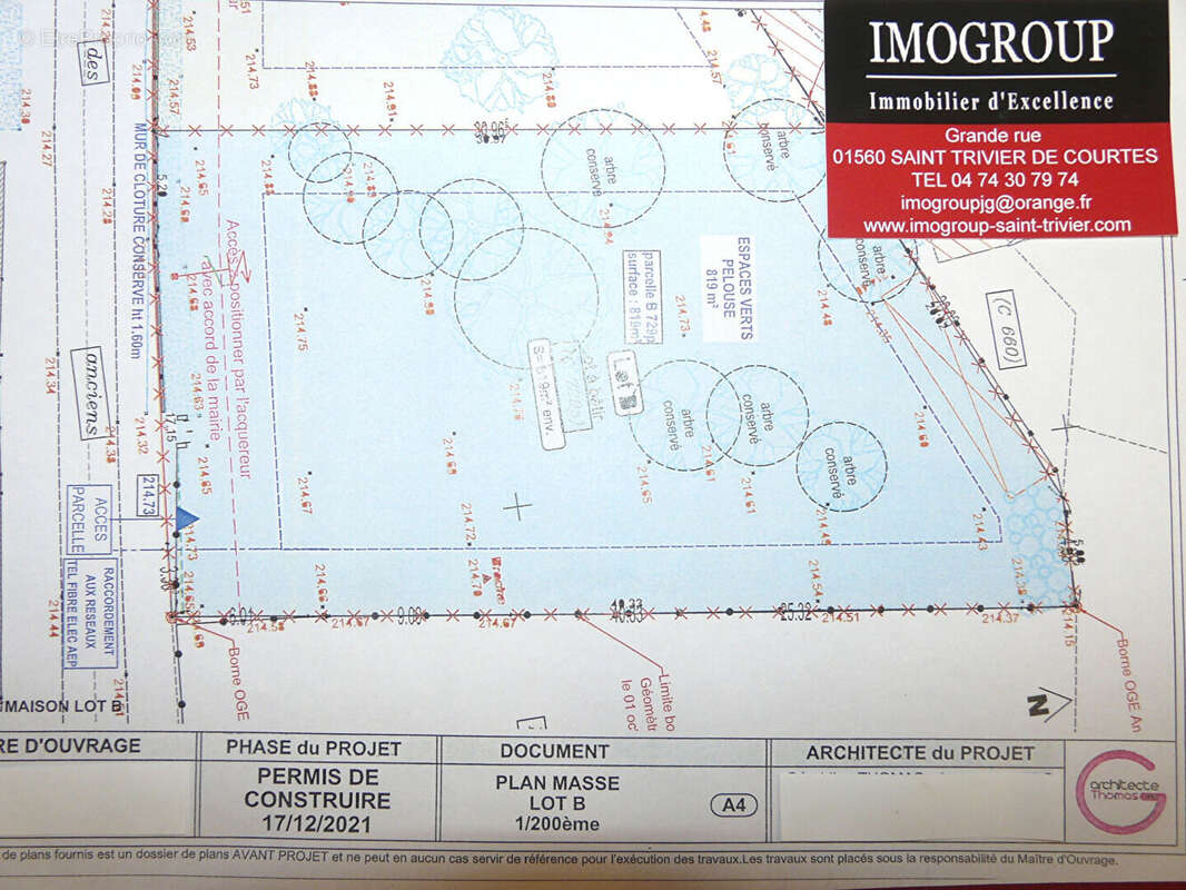 Terrain à SAINT-TRIVIER-DE-COURTES
