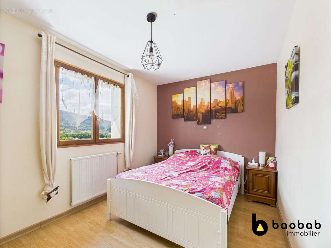 Maison à SAINT-JEOIRE-PRIEURE