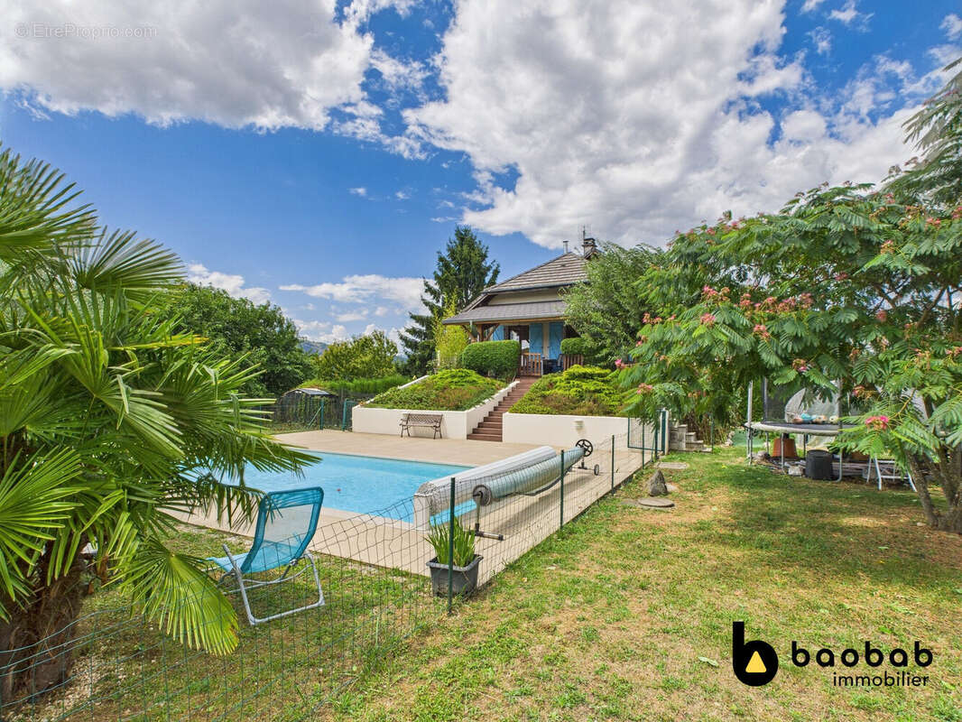 Maison à SAINT-JEOIRE-PRIEURE