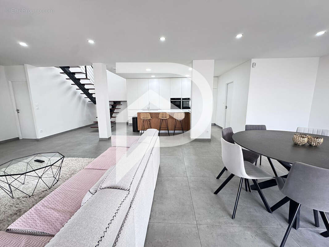 Maison à BEAUVOISIN