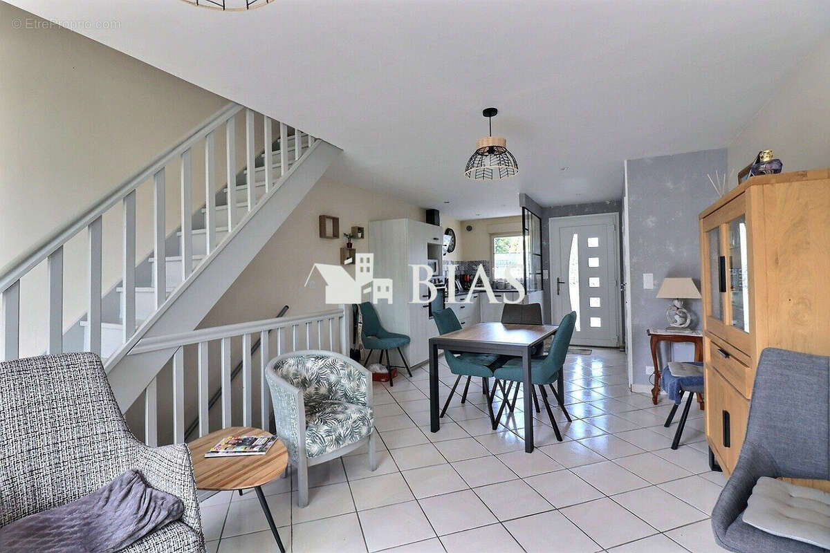 Maison à PONT-L&#039;EVEQUE