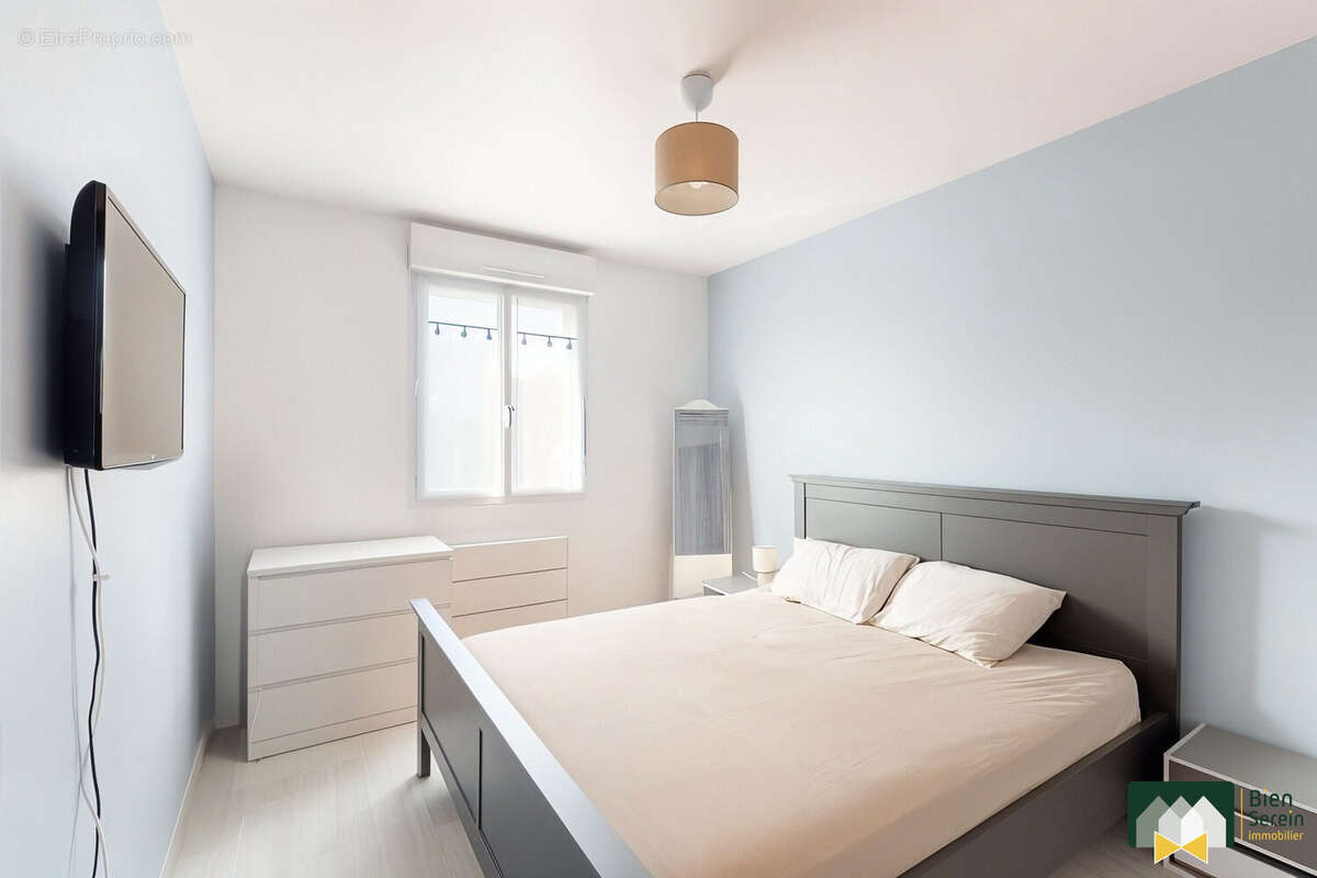 Maison à PRUNAY-LE-GILLON