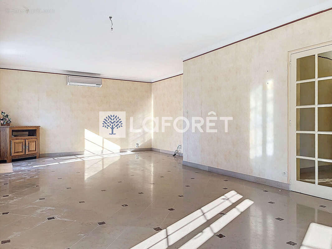 Maison à CHATILLON-SUR-THOUET