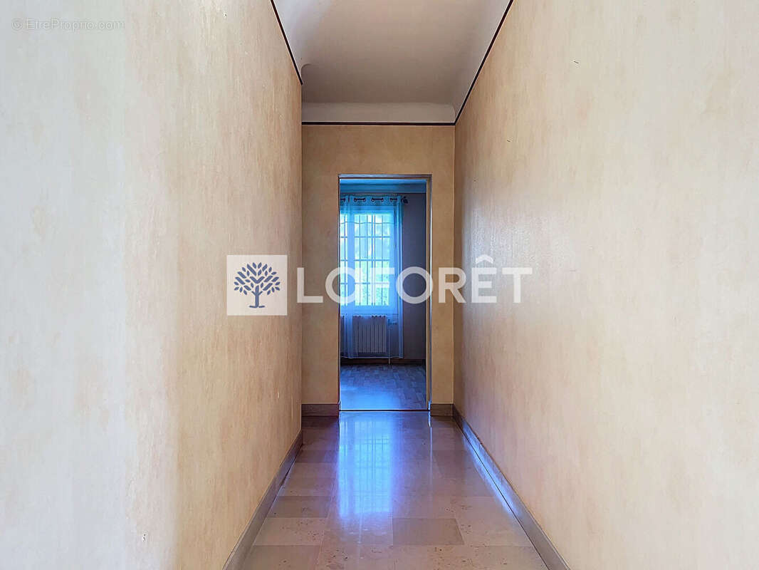 Maison à CHATILLON-SUR-THOUET