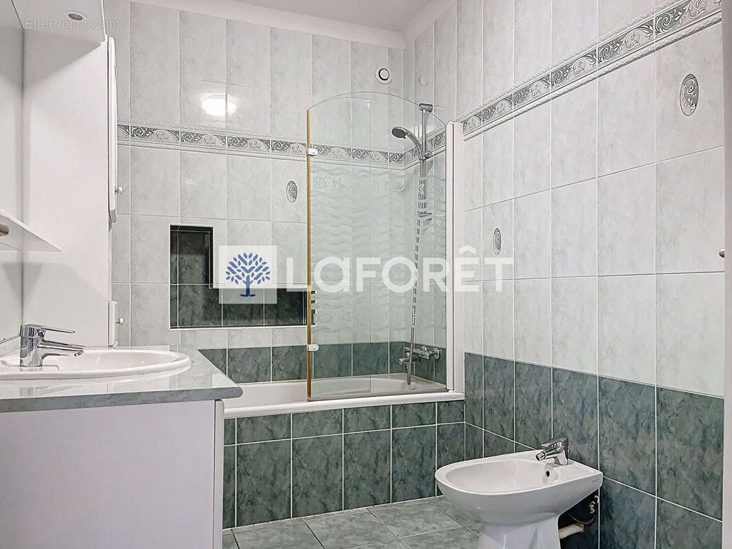 Maison à CHATILLON-SUR-THOUET