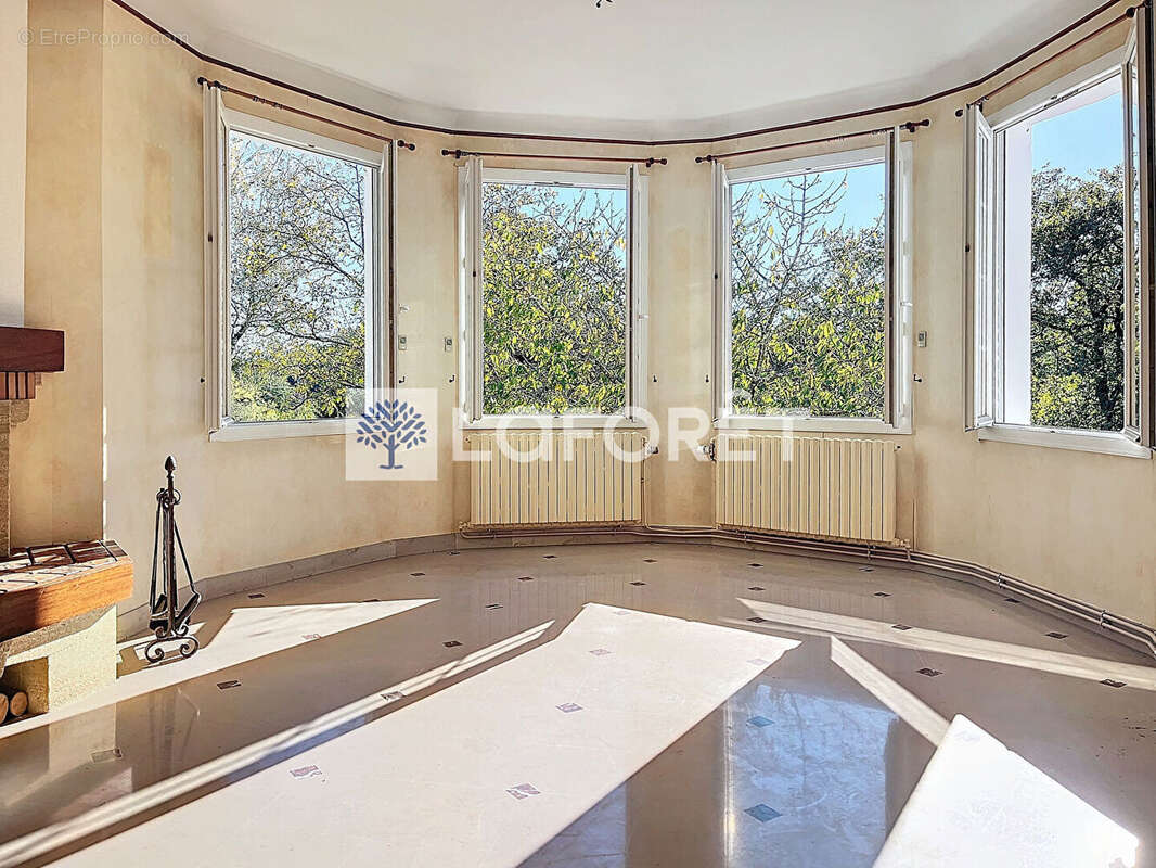 Maison à CHATILLON-SUR-THOUET