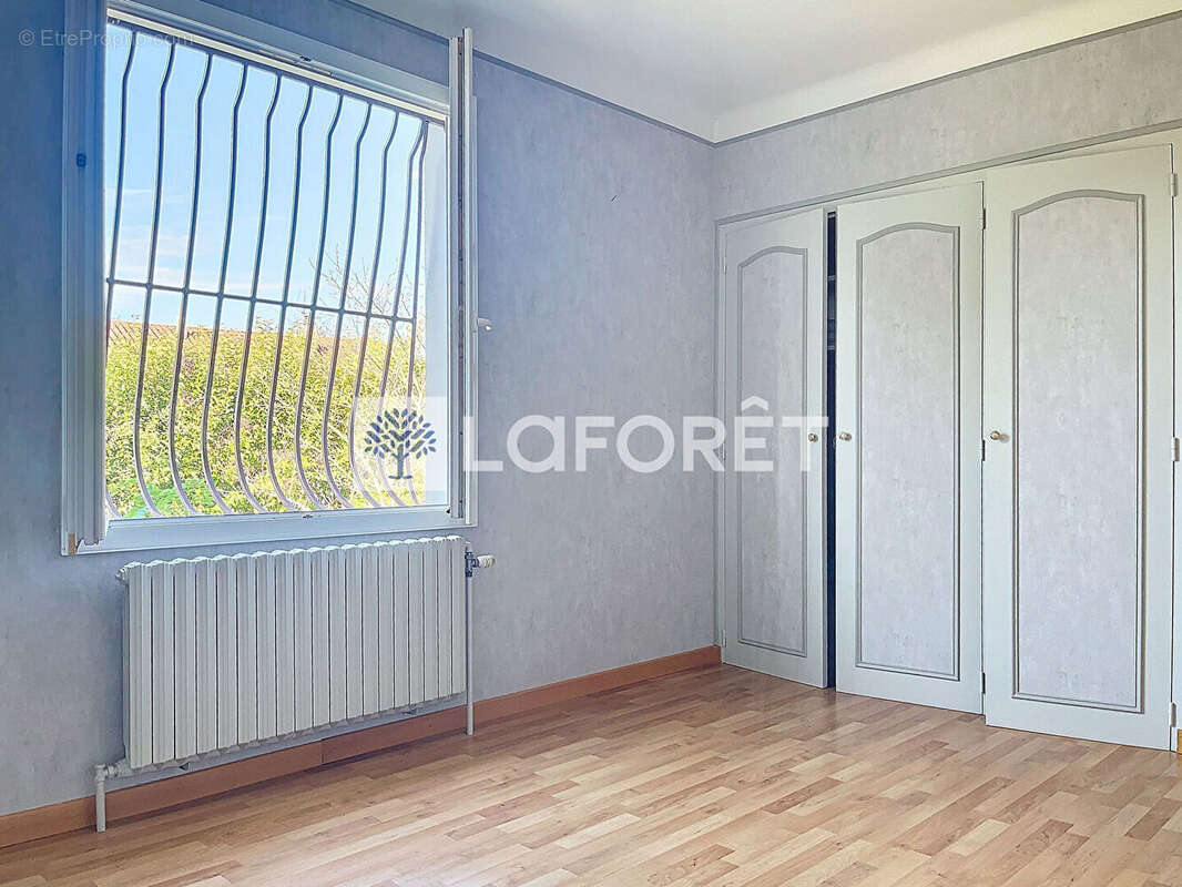 Maison à CHATILLON-SUR-THOUET