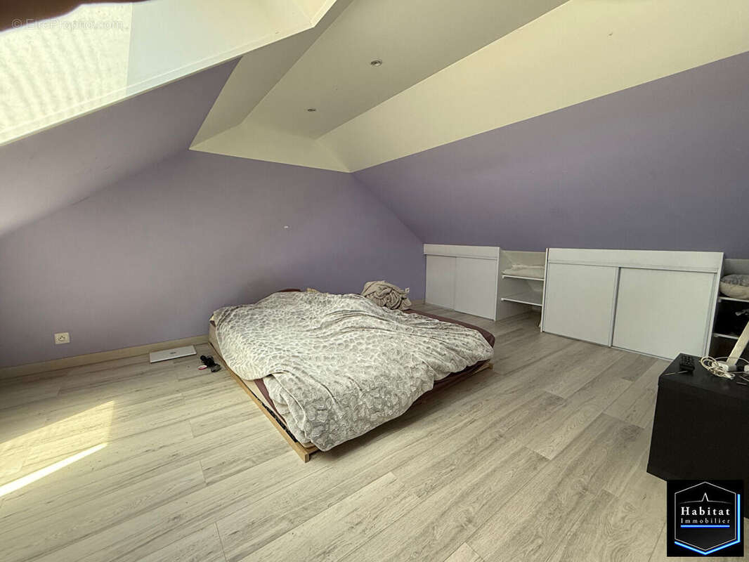 Maison à LE PLESSIS-BELLEVILLE