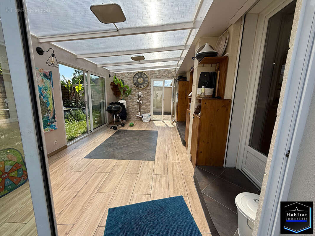 Maison à LE PLESSIS-BELLEVILLE