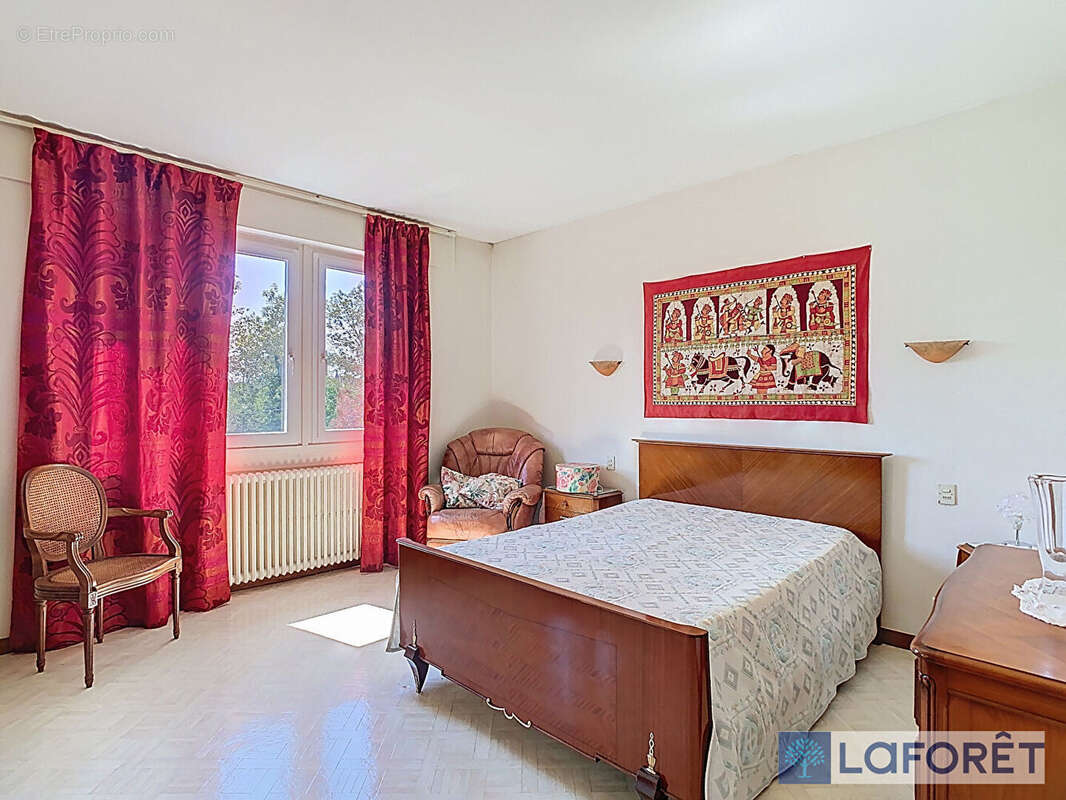 Maison à BOURBONNE-LES-BAINS