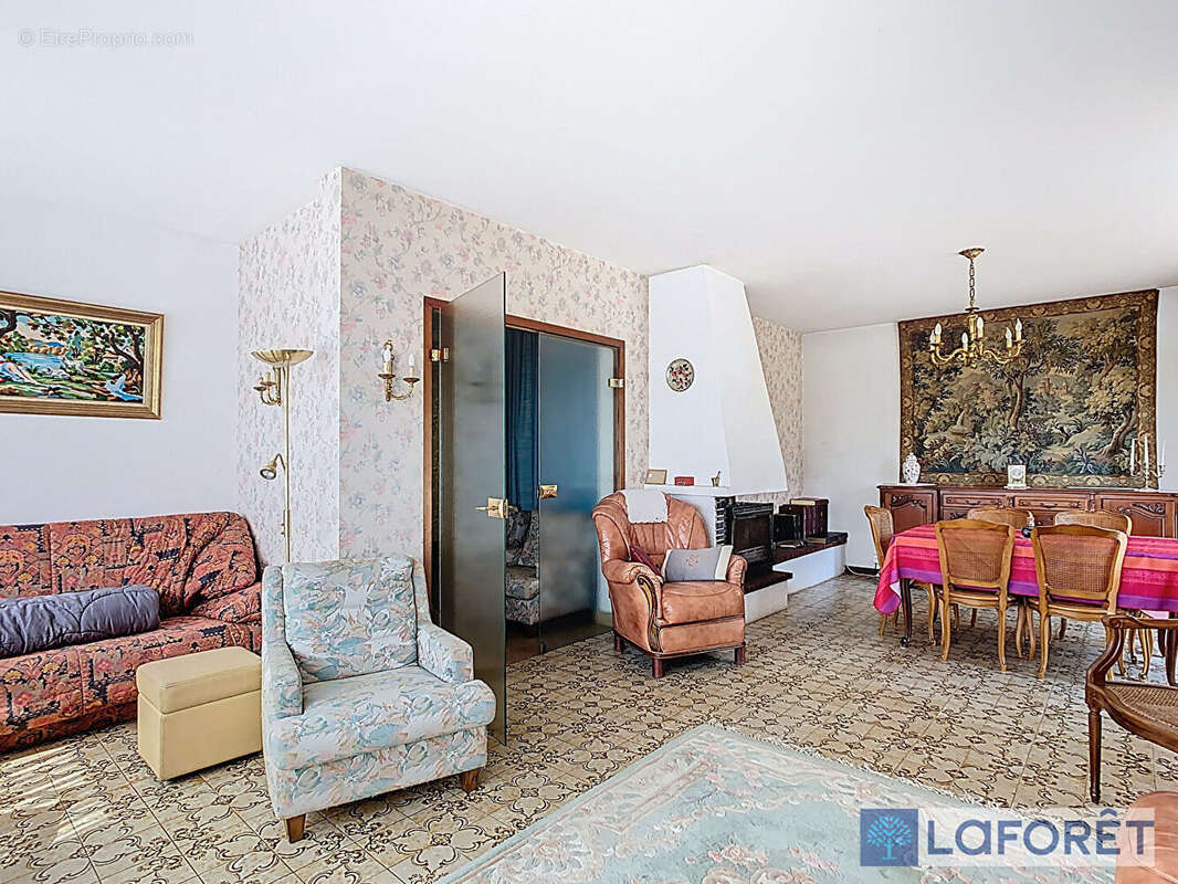 Maison à BOURBONNE-LES-BAINS