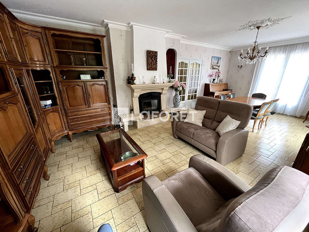 Maison à SERAINCOURT