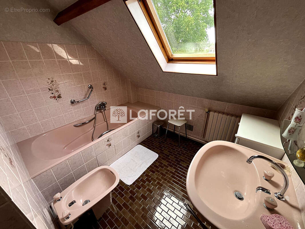 Maison à SERAINCOURT