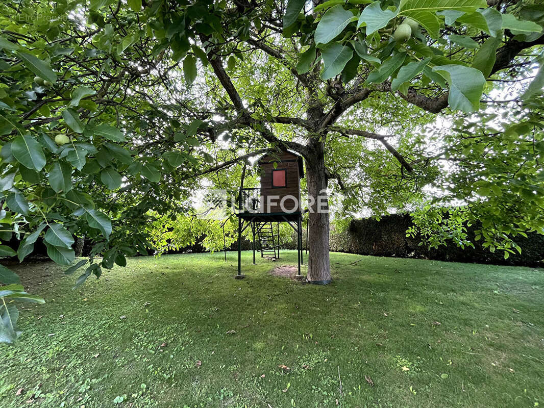 Maison à SERAINCOURT