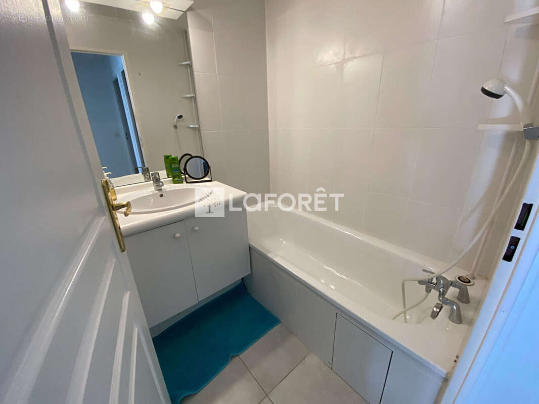 Appartement à SAINT-MARTIN-D&#039;HERES