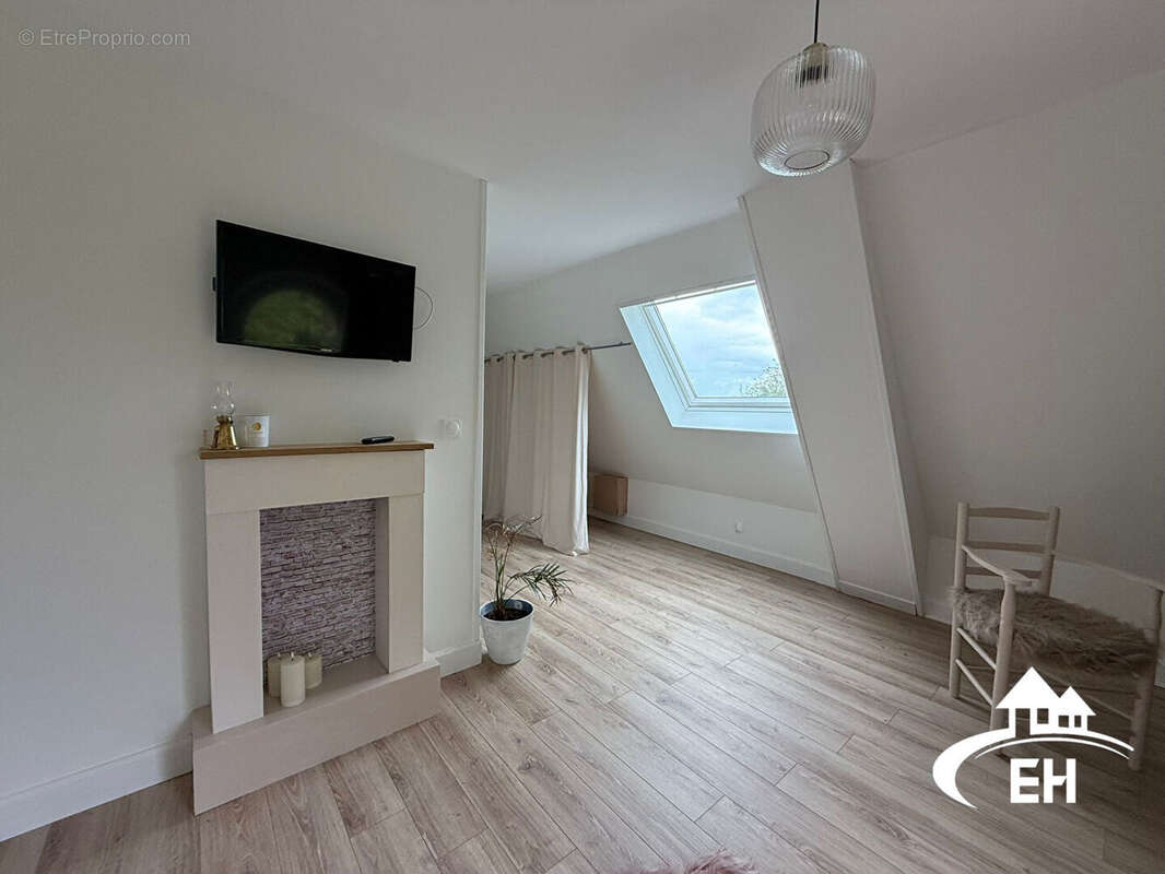 Maison à L&#039;AIGLE