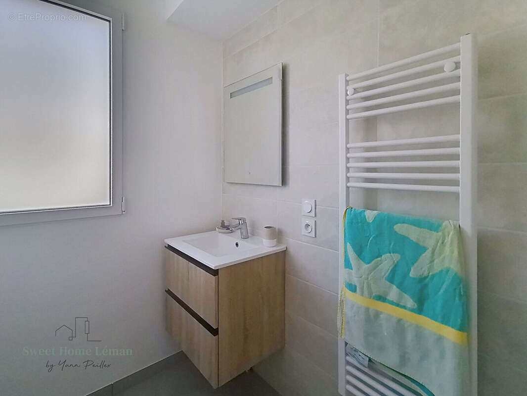 Appartement à EVIAN-LES-BAINS