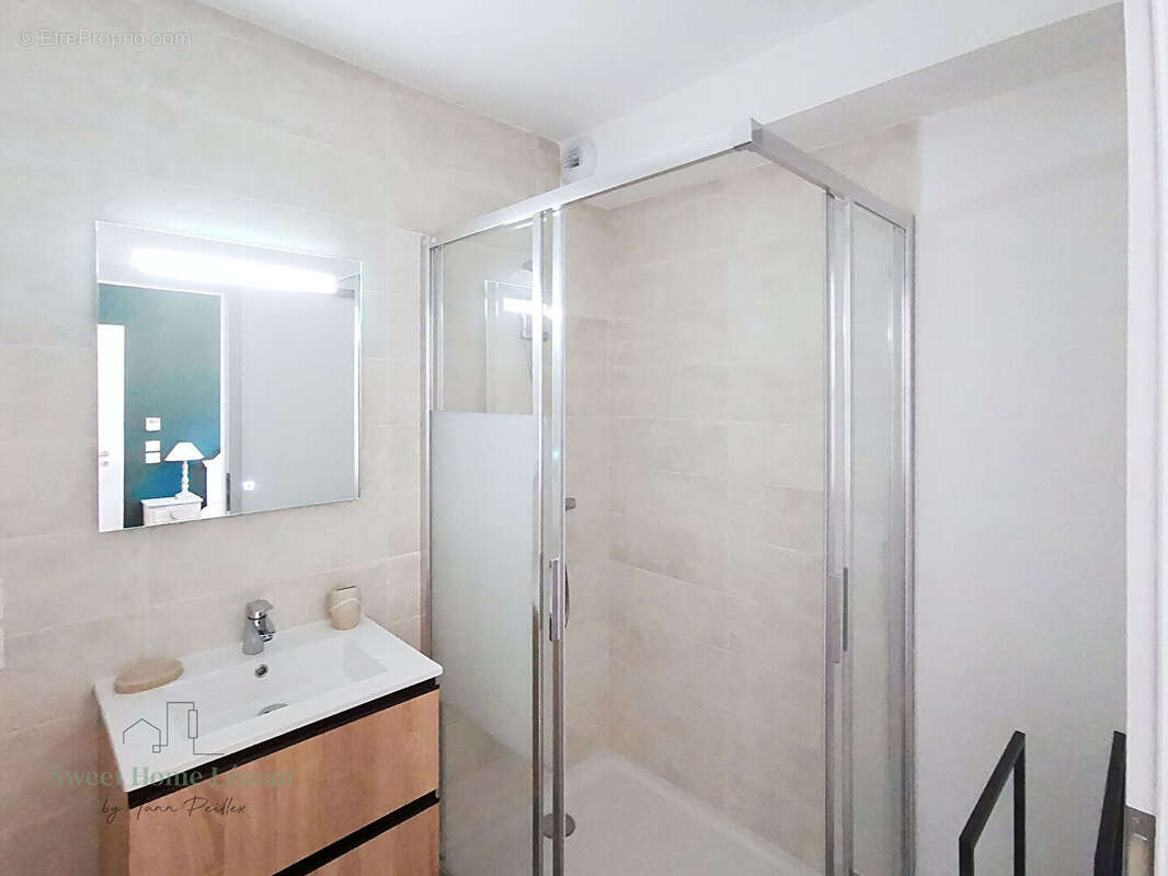 Appartement à EVIAN-LES-BAINS