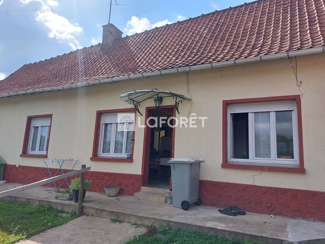 Maison à TILLY-CAPELLE