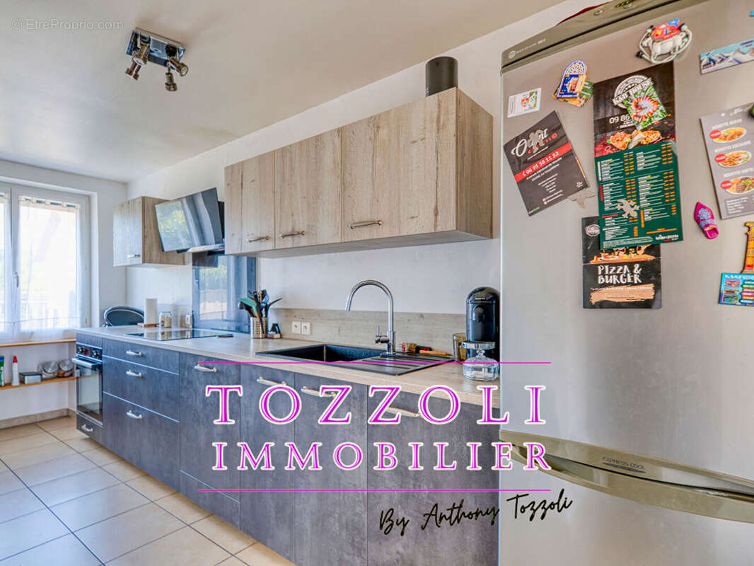 Maison à SAINT-DIDIER-DE-LA-TOUR