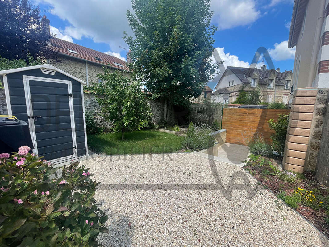 Appartement à COULOMMIERS