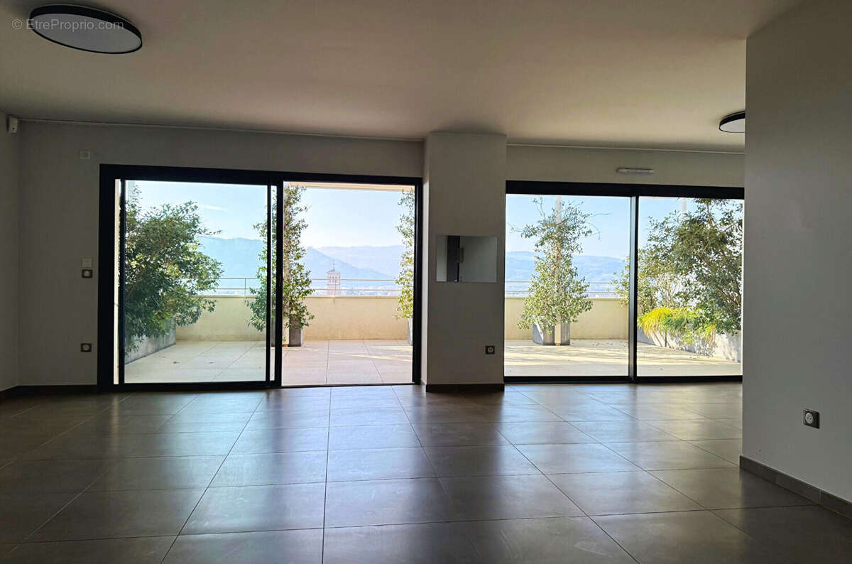 Appartement à VALENCE