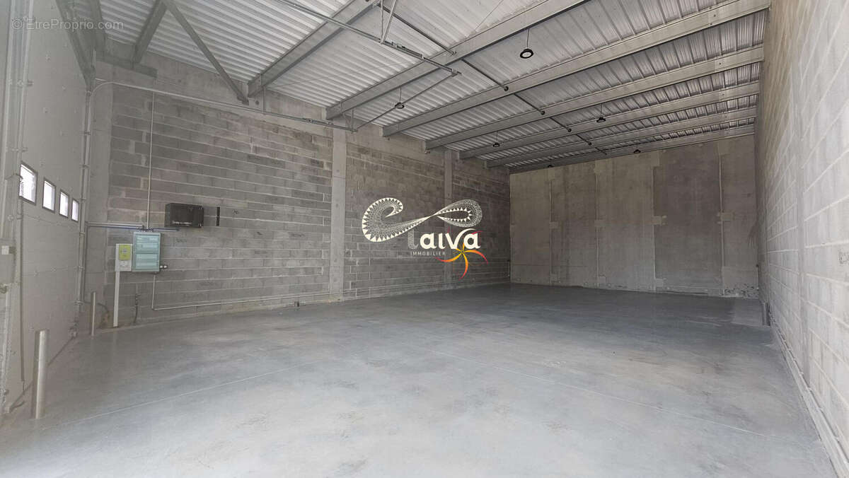 Commerce à MINIAC-MORVAN